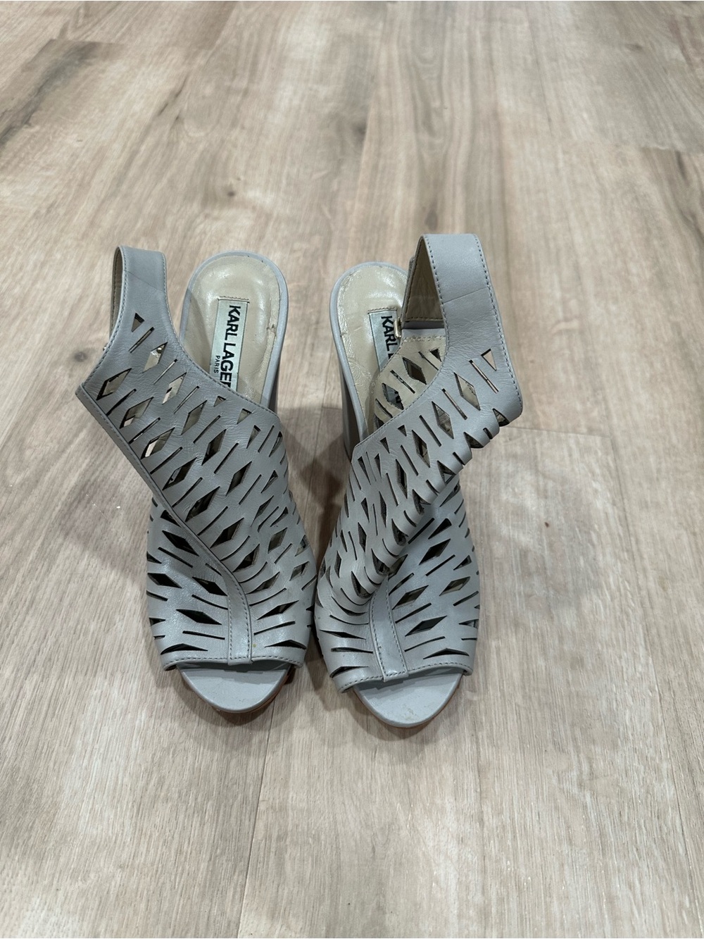 Karl Lagerfeld Light Gray Laser-Cut Peep-Toe Slingback Heels